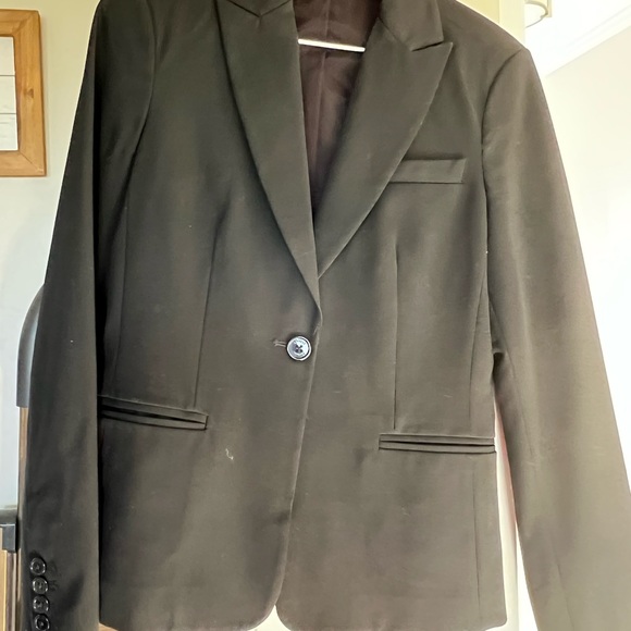 Multiple blazers! - Picture 4 of 8